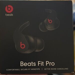 Beats by Dre Fit Pro Black Earbuds